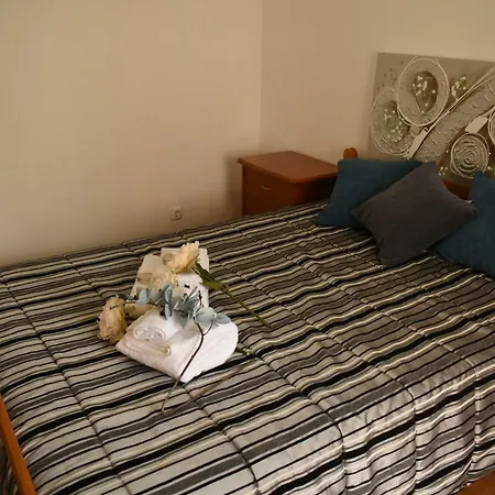 Private Cozy Apartment For 3 Guests Free Wi Fi *