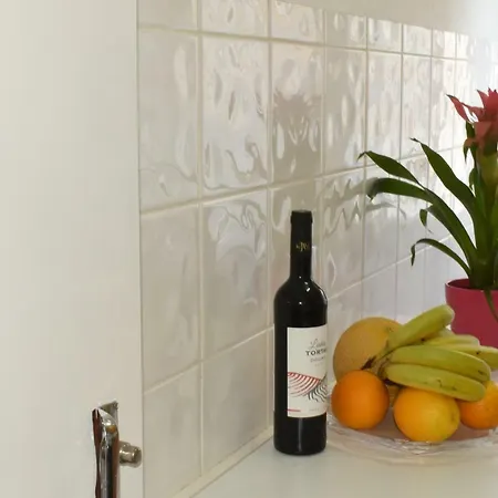 Private Cozy Apartment For 3 Guests Free Wi Fi *