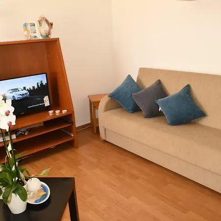 Private Cozy Apartment For 3 Guests Free Wi Fi Apartment Peniche